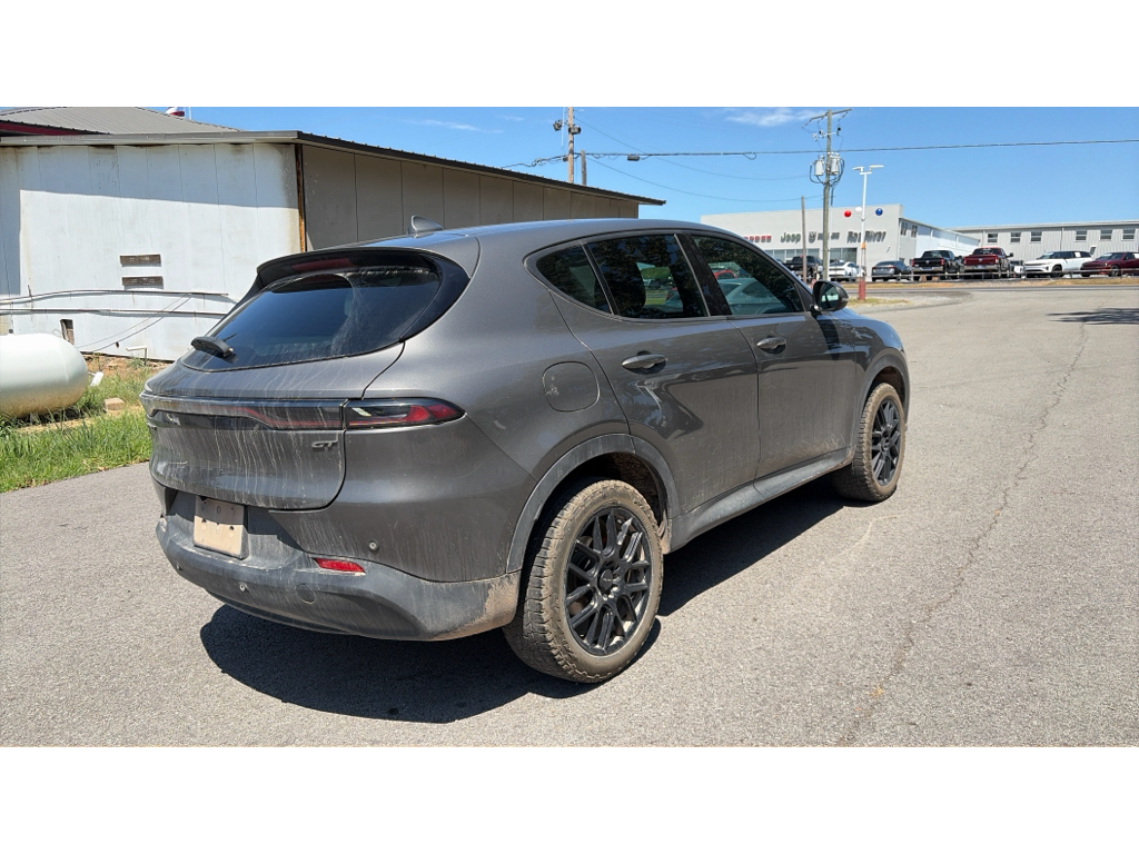 2023 Dodge Hornet GT photo 3