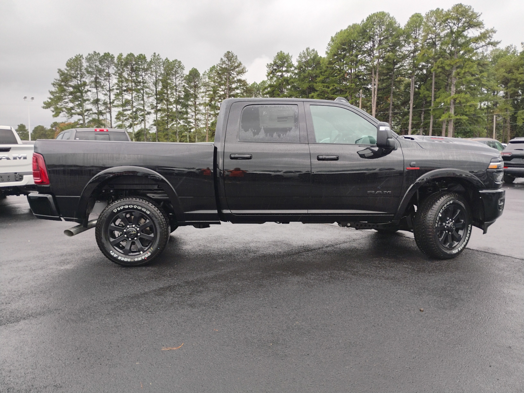 2027 Ram 2500 Laramie photo 4