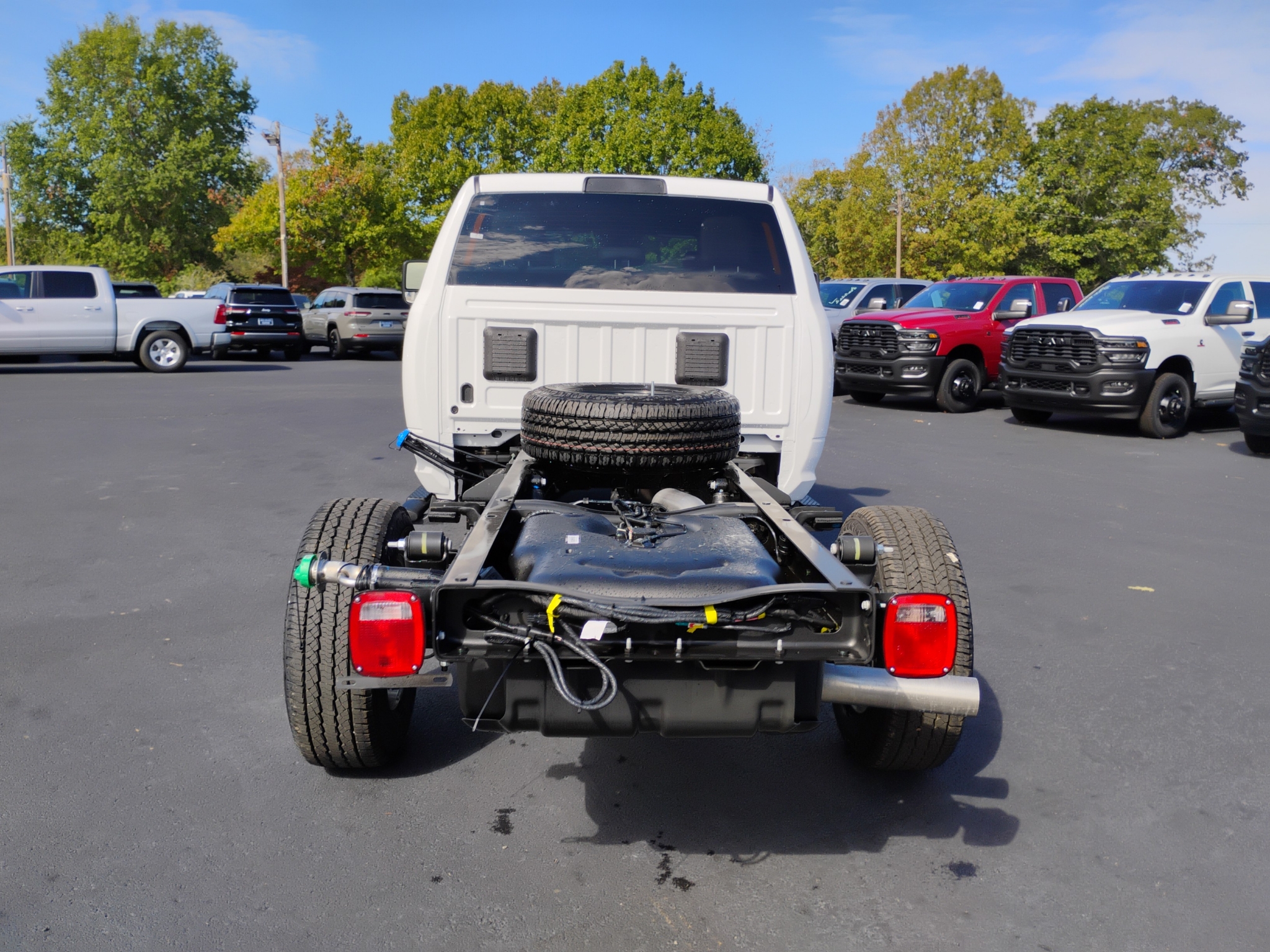 2027 Ram 3500 Chassis Tradesman photo 6