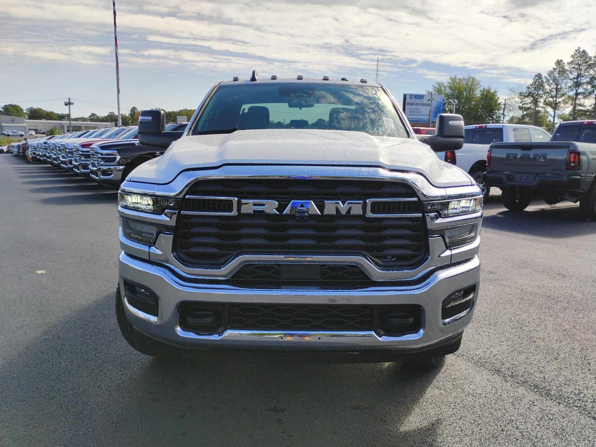 2027 Ram 3500 Chassis Tradesman photo 2