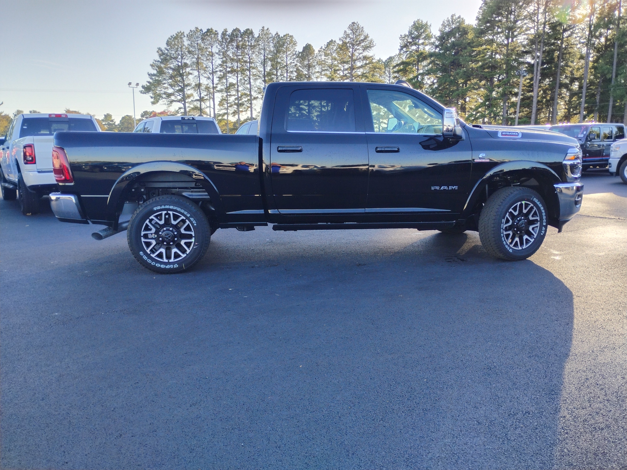 2027 Ram 2500 Longhorn photo 4