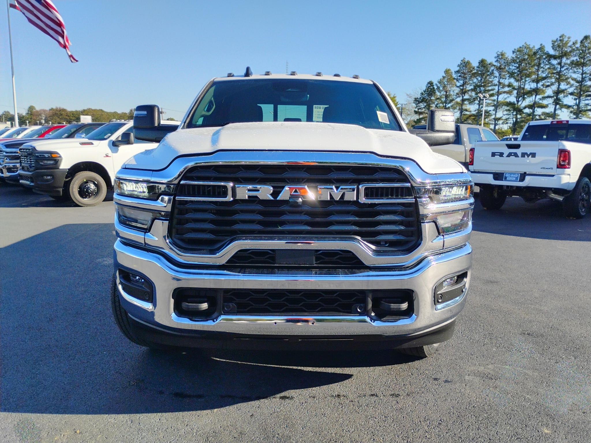 2027 Ram 2500 Tradesman photo 2