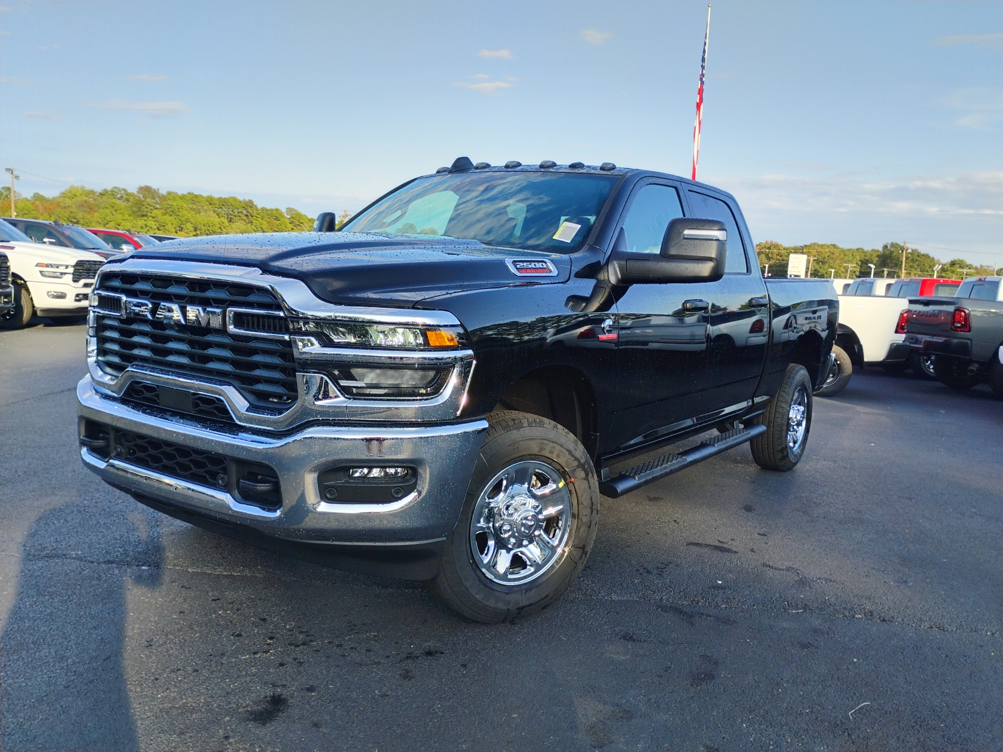 2027 Ram 2500 Tradesman photo 1