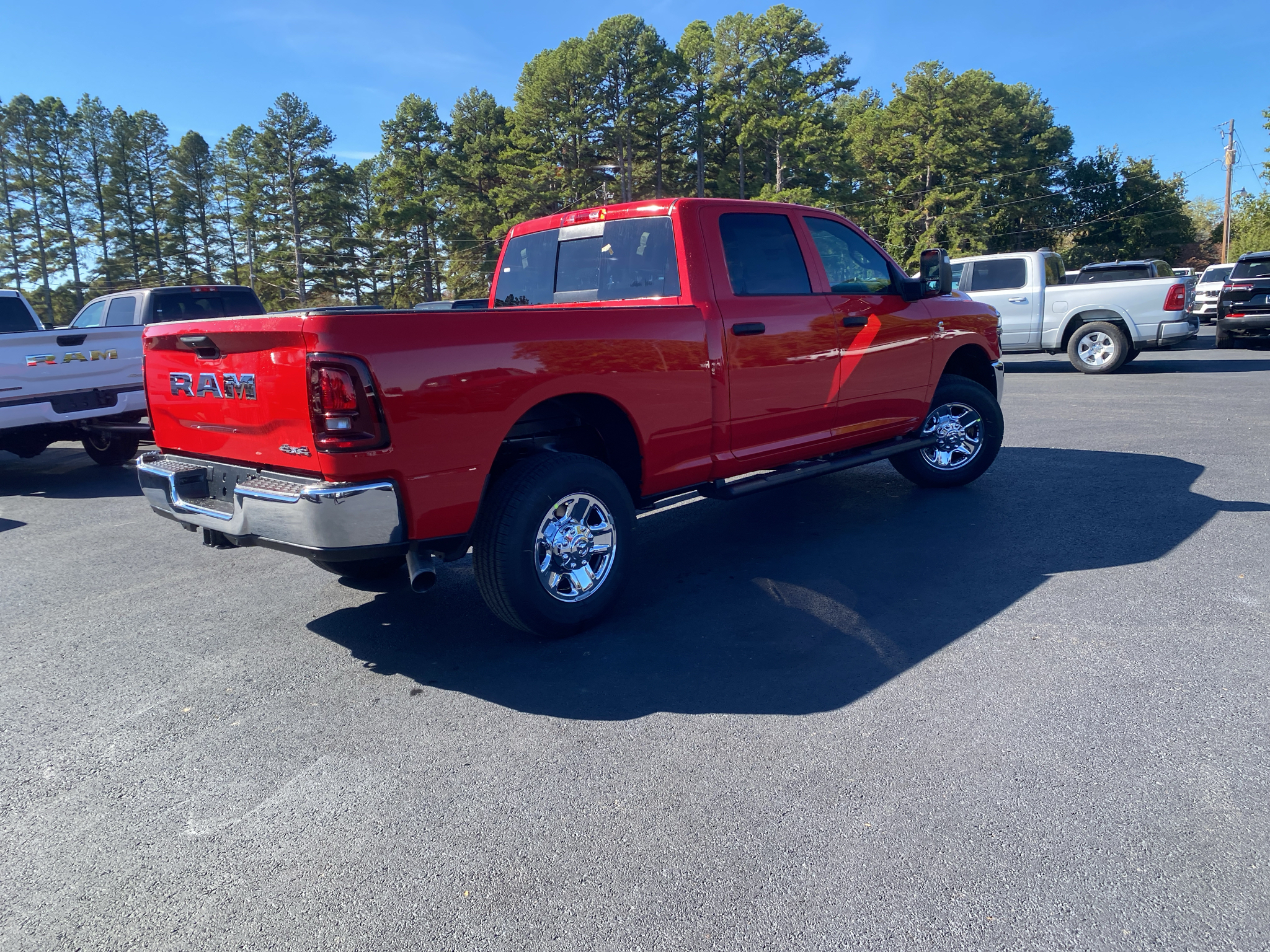 2027 Ram 2500 Tradesman photo 5