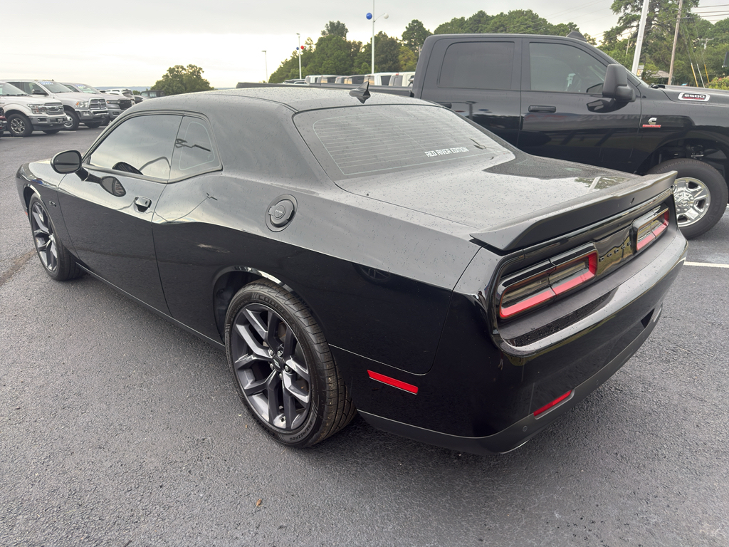 2023 Dodge Challenger R/T photo 6
