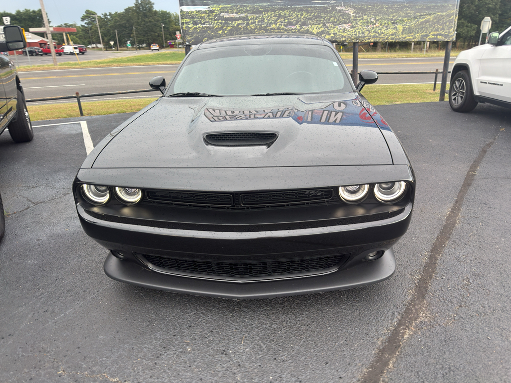 2023 Dodge Challenger R/T photo 2