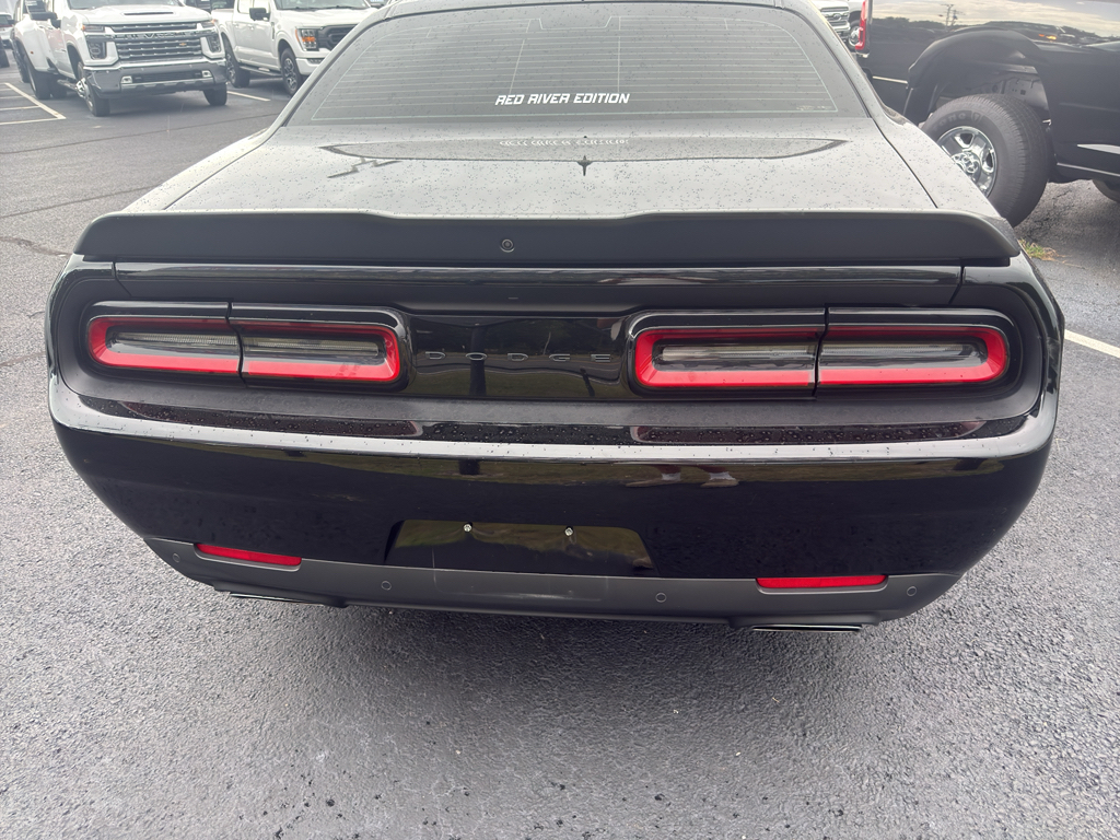 2023 Dodge Challenger R/T photo 5
