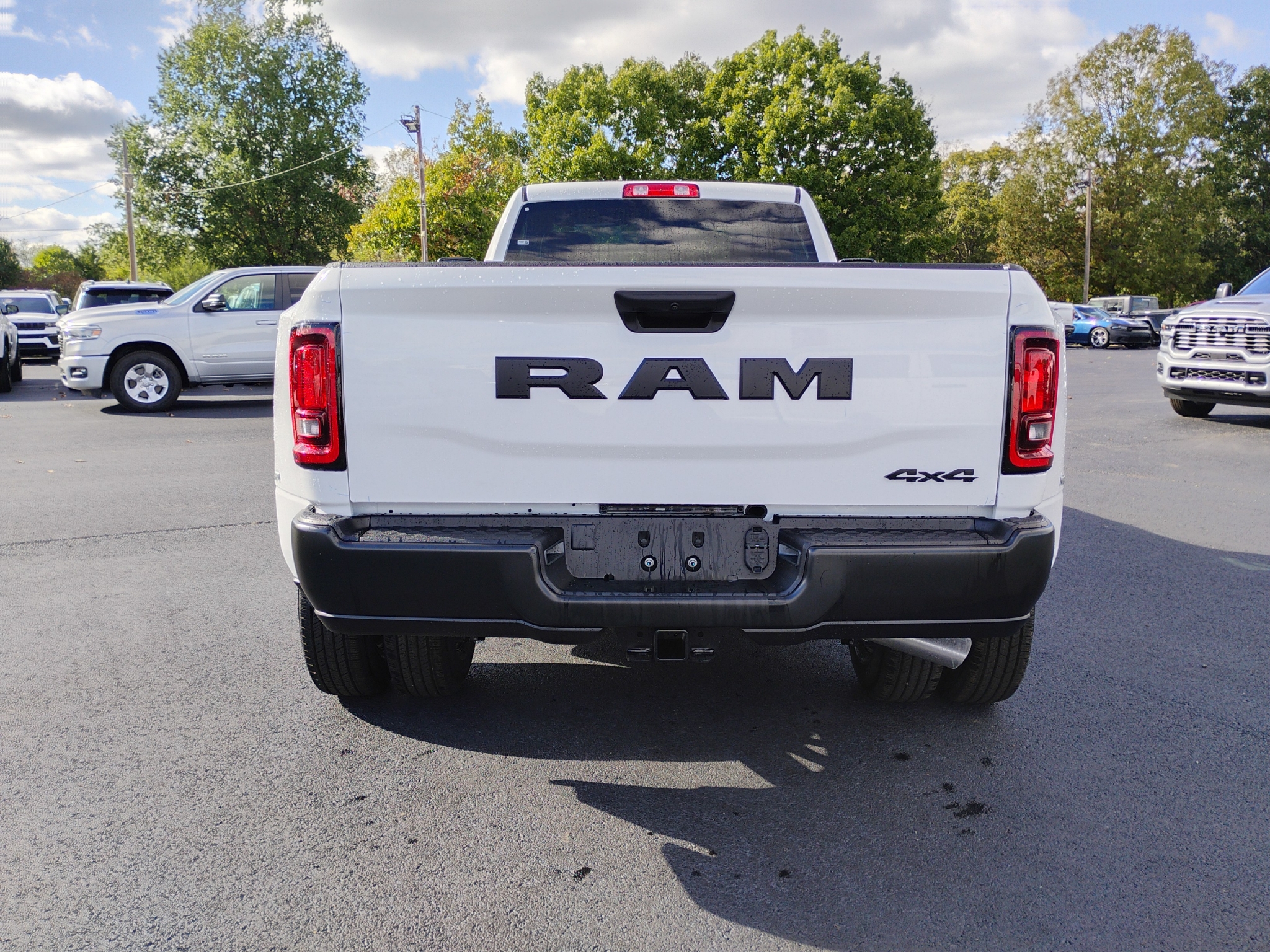 2027 Ram 3500 Tradesman photo 6