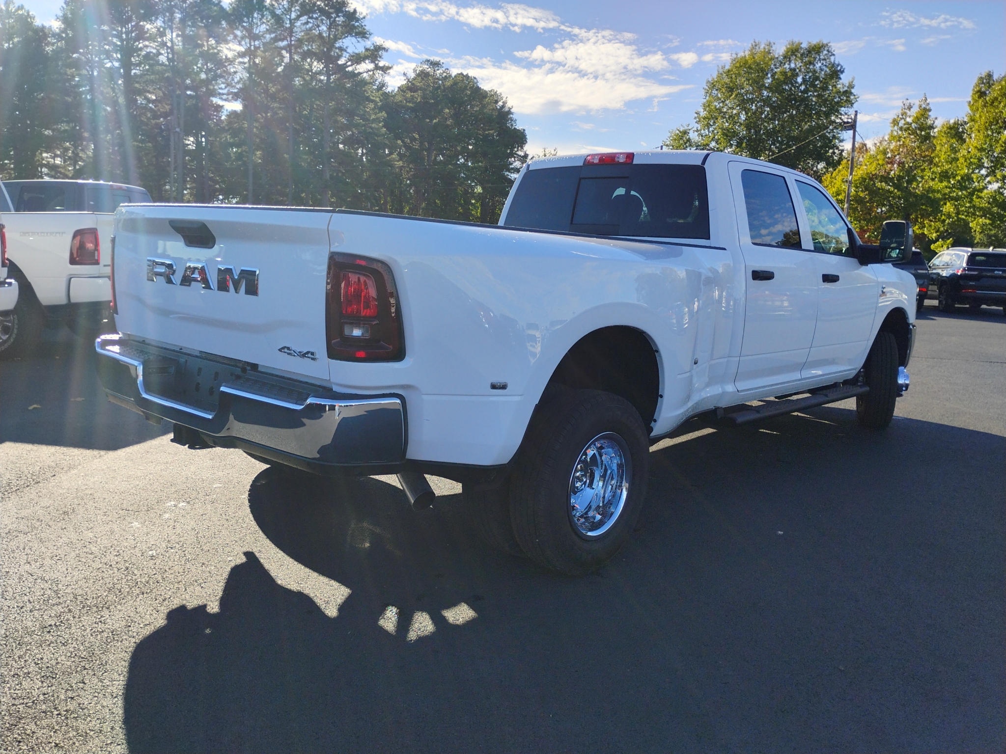 2027 Ram 3500 Tradesman photo 5