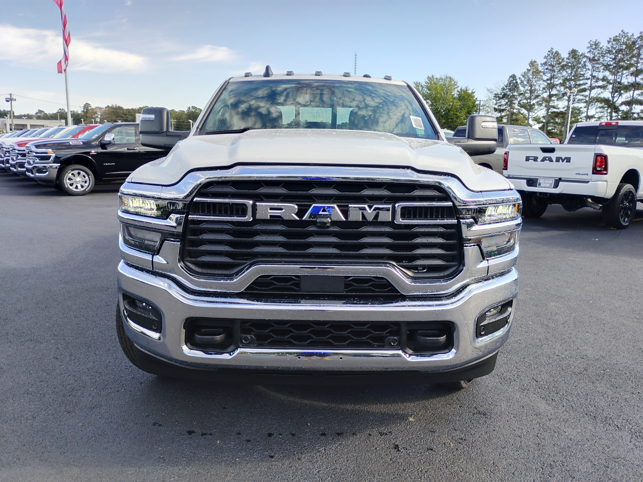 2027 Ram 3500 Tradesman photo 2