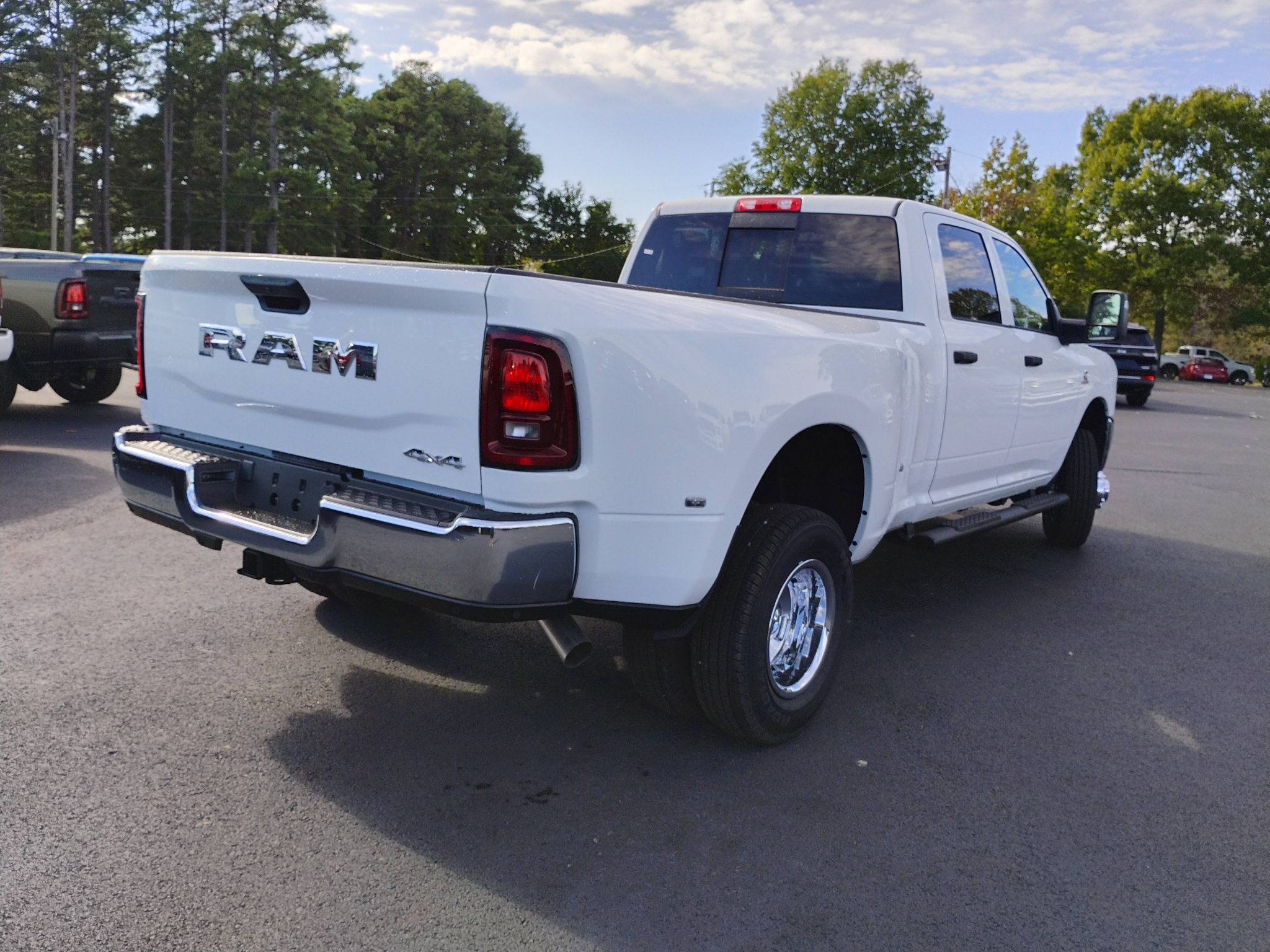 2027 Ram 3500 Tradesman photo 5