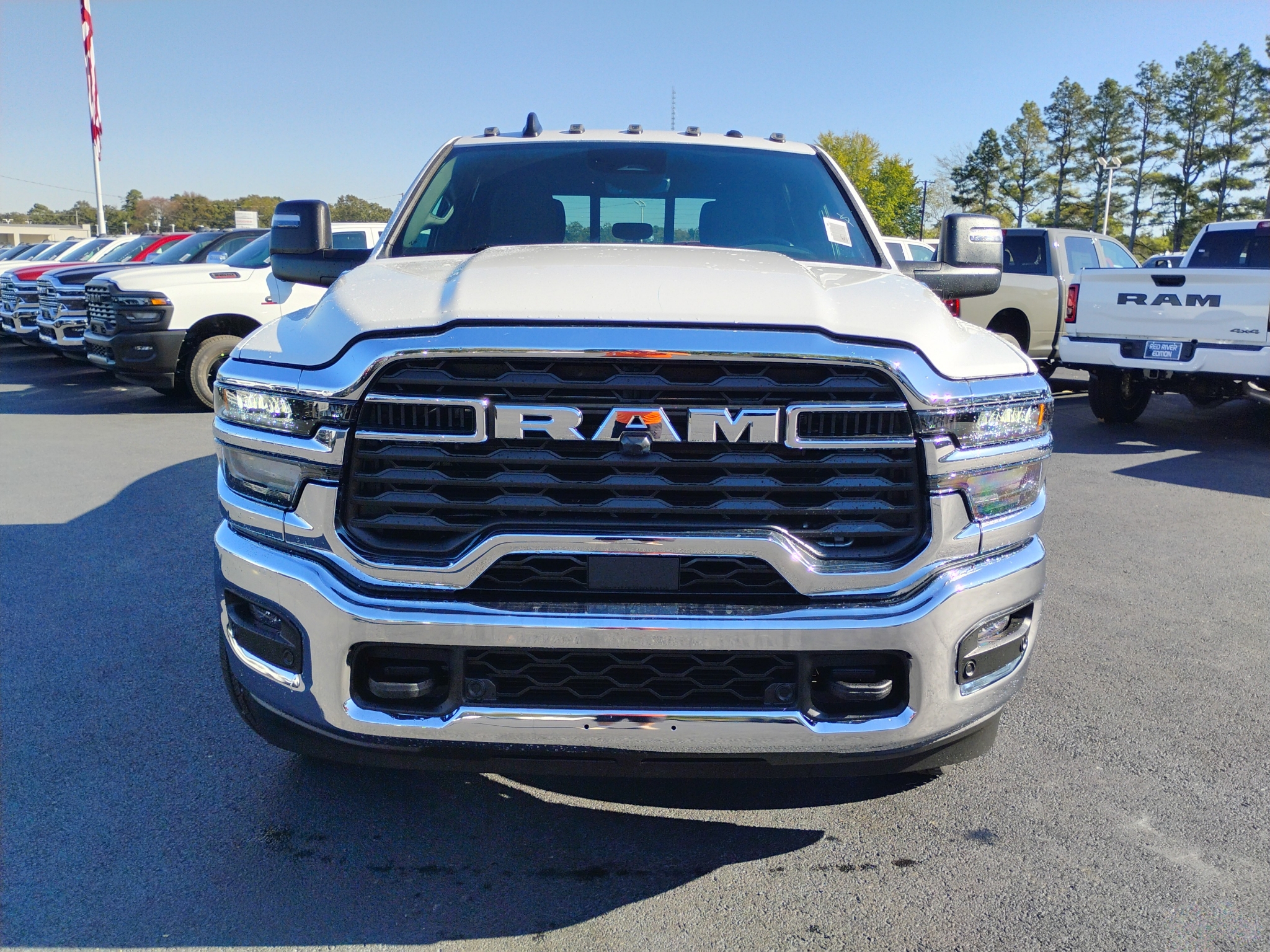 2027 Ram 3500 Tradesman photo 2