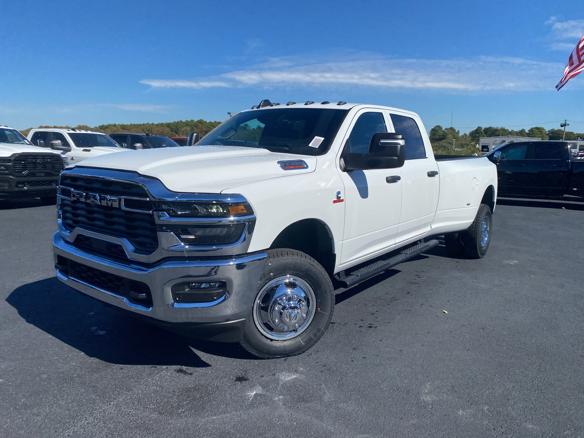 2027 Ram 3500 Tradesman photo 1