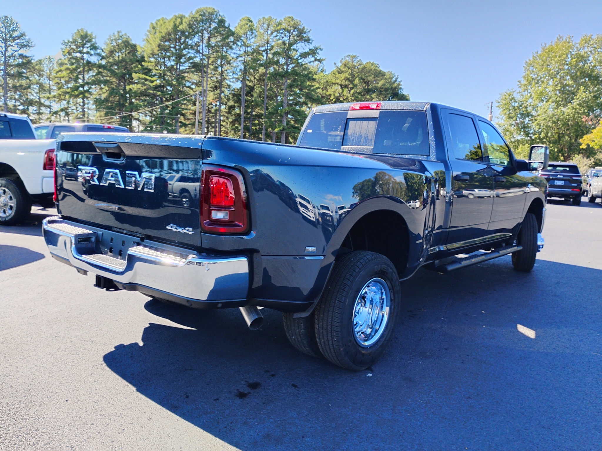 2027 Ram 3500 Tradesman photo 5