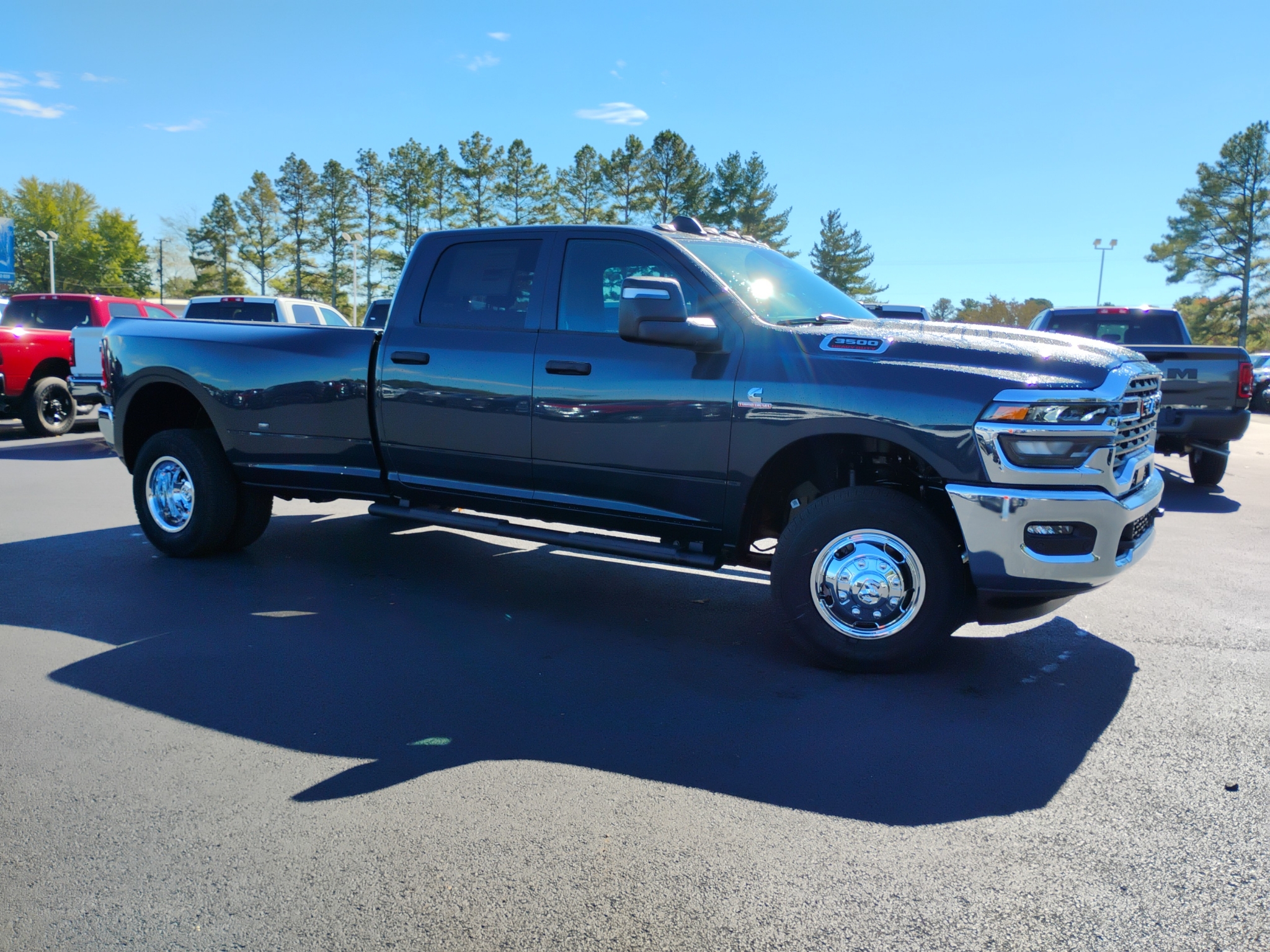 2027 Ram 3500 Tradesman photo 3