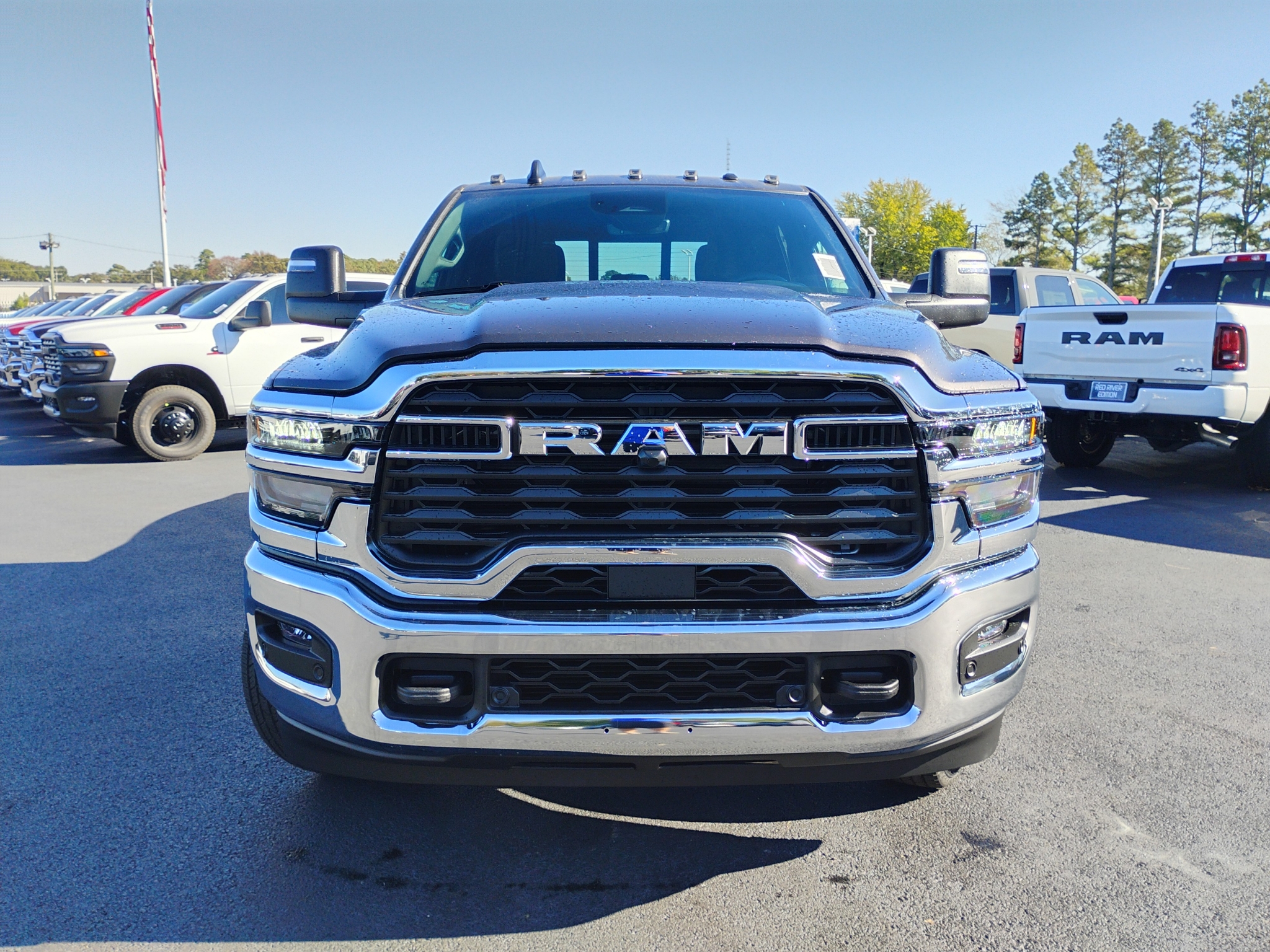2027 Ram 3500 Tradesman photo 2