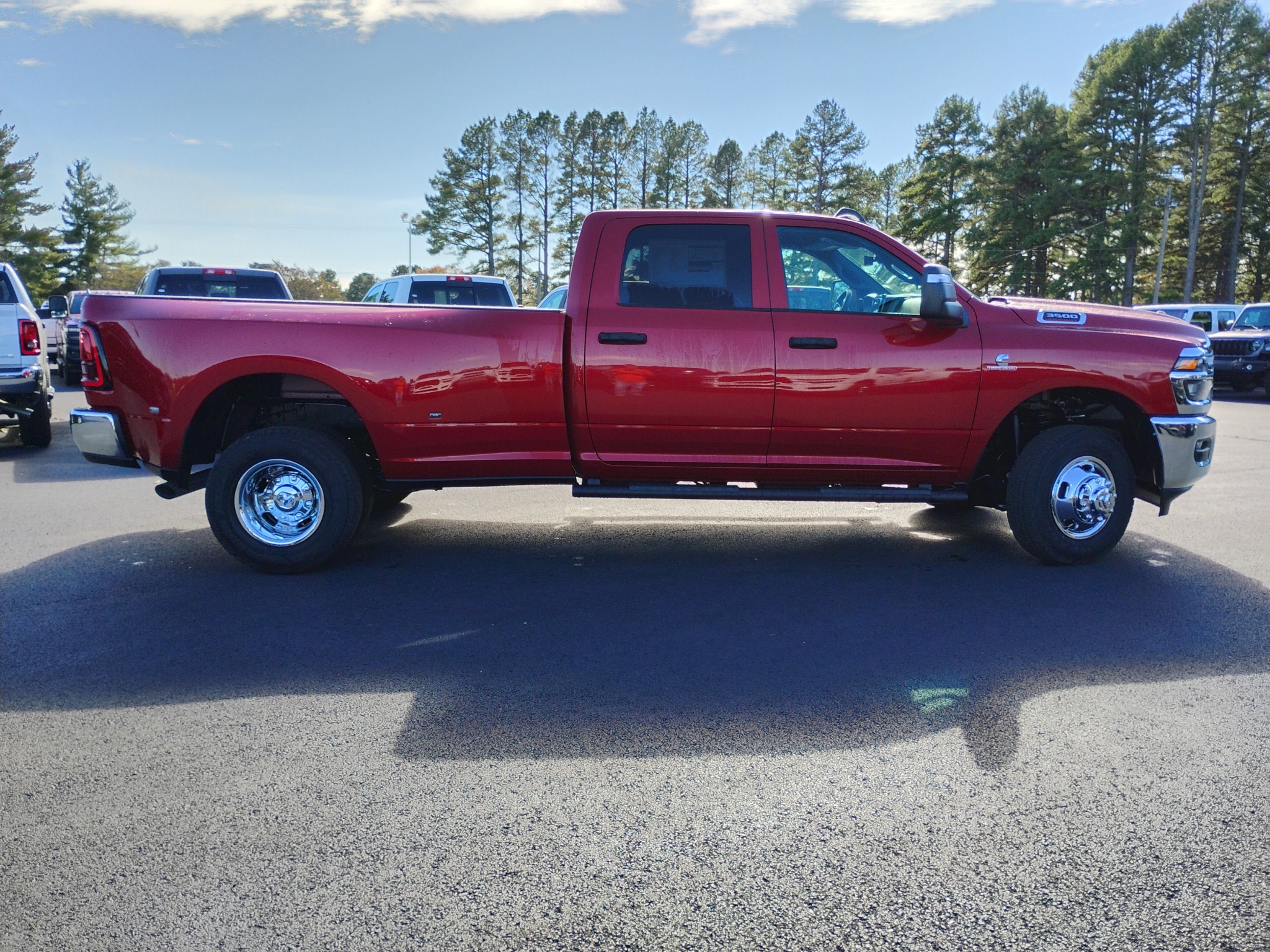 2027 Ram 3500 Tradesman photo 4