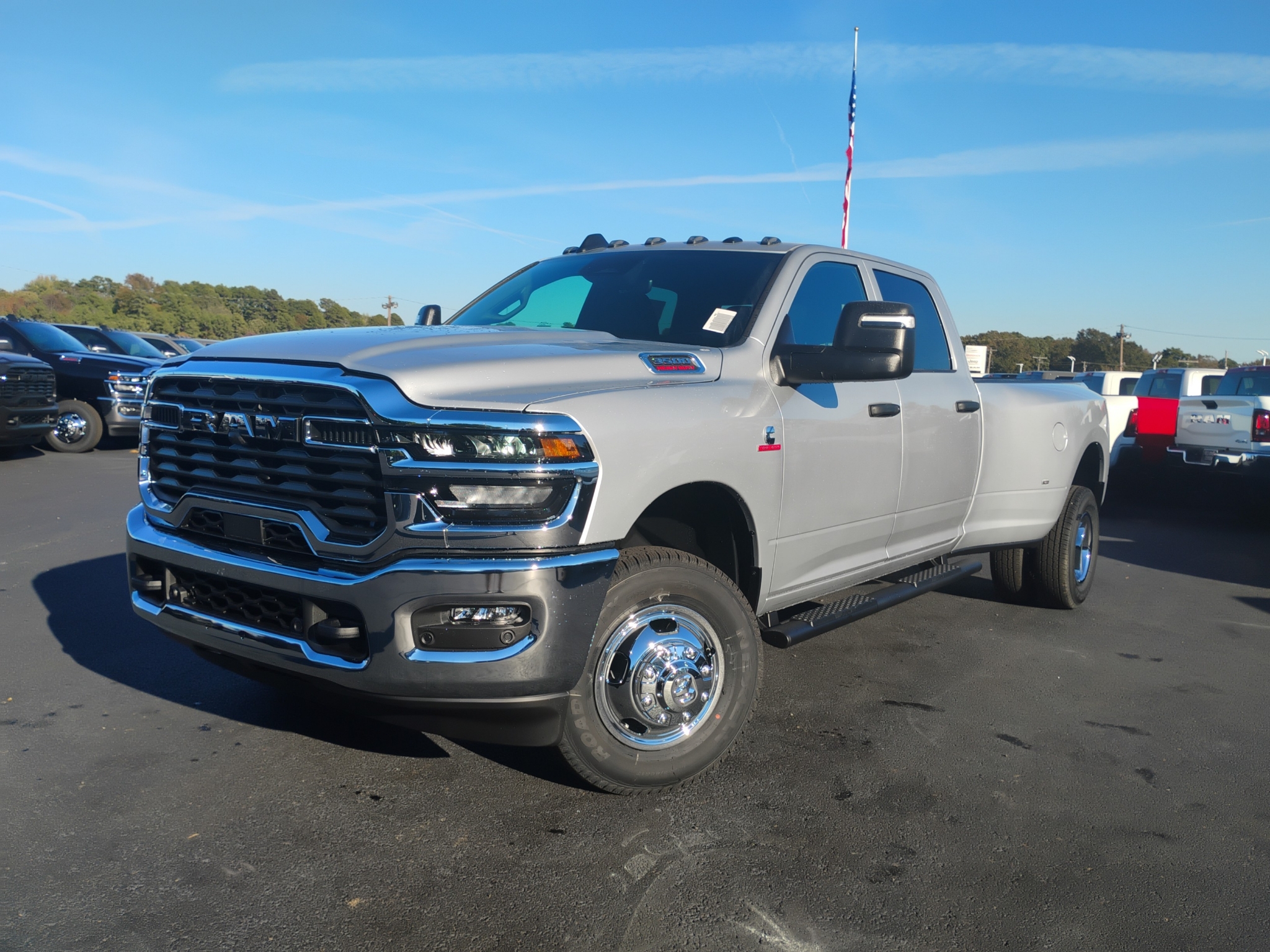 2027 Ram 3500 Tradesman photo 1