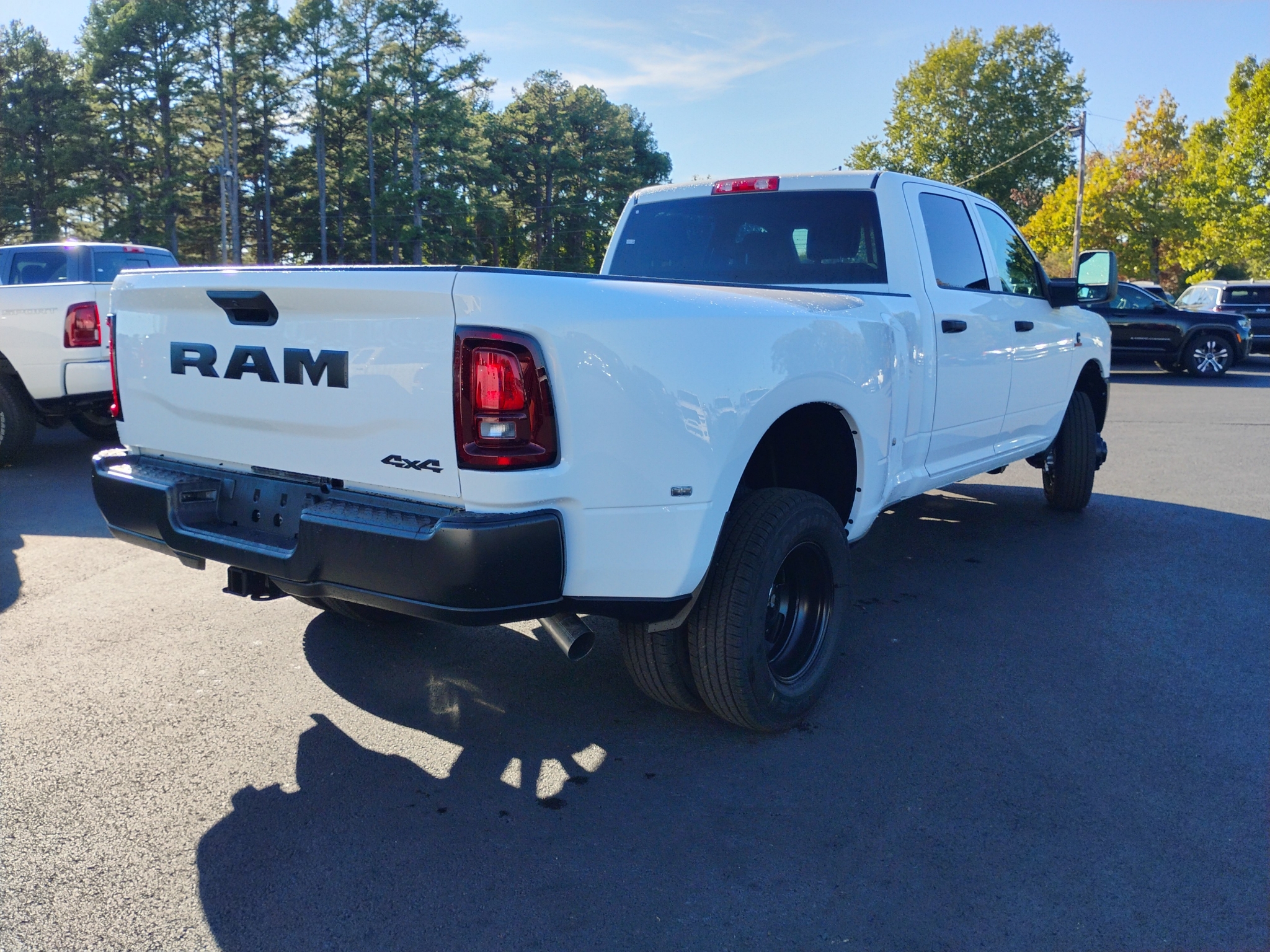 2027 Ram 3500 Tradesman photo 5