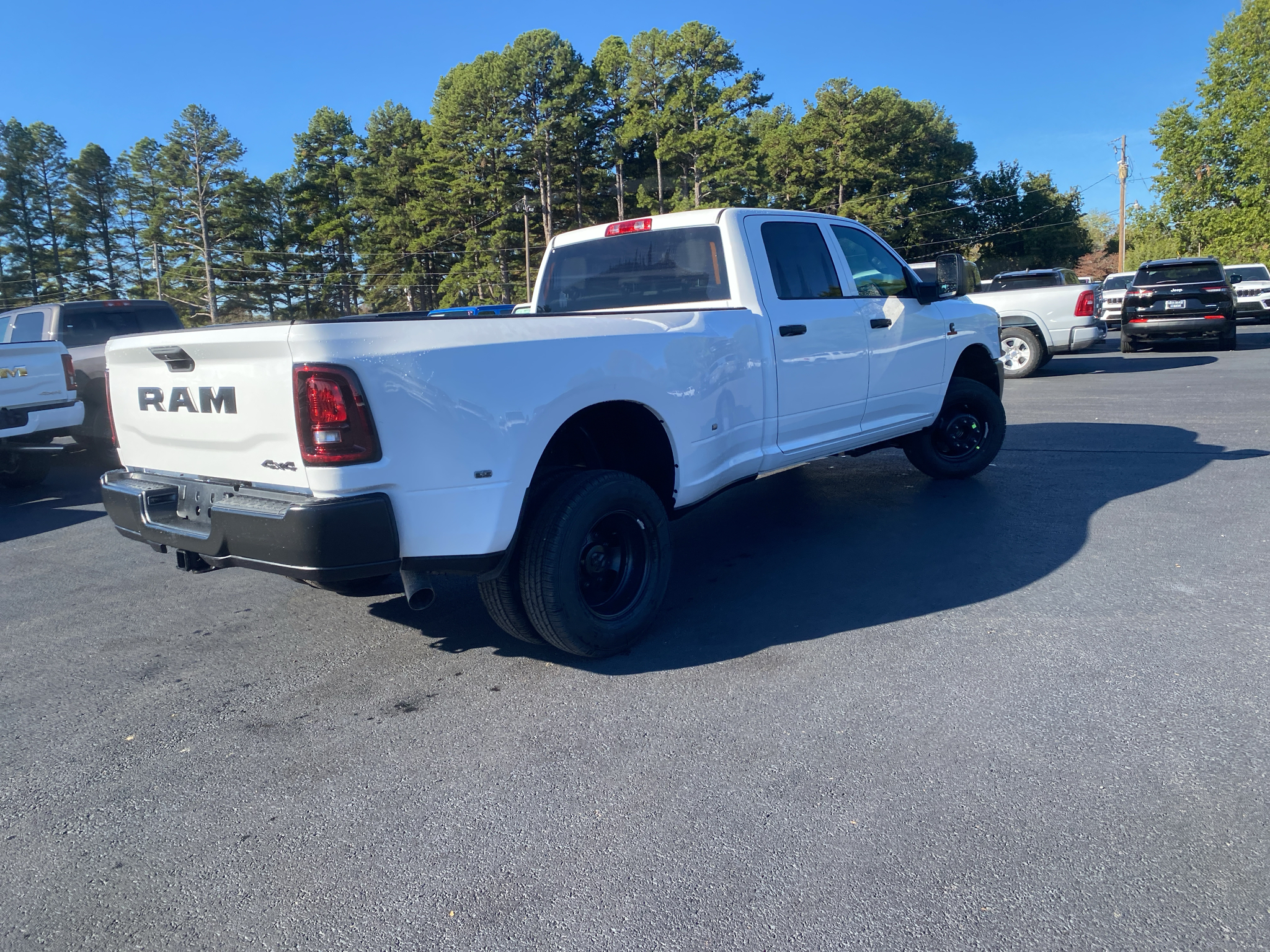 2027 Ram 3500 Tradesman photo 6