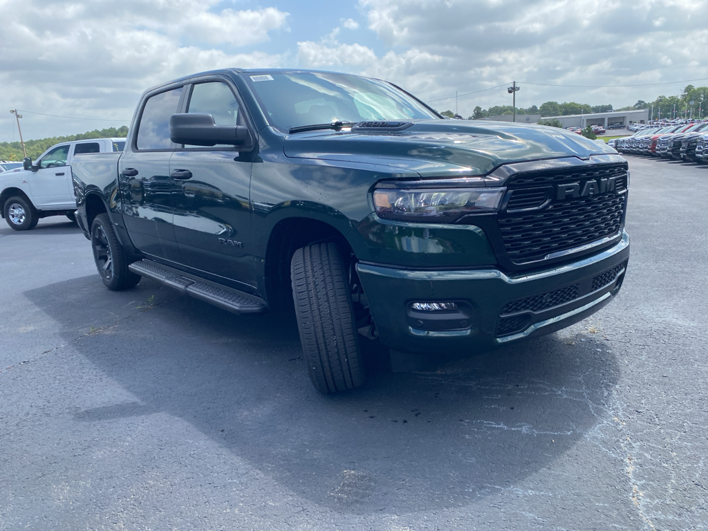 2026 Ram 1500 Express photo 3