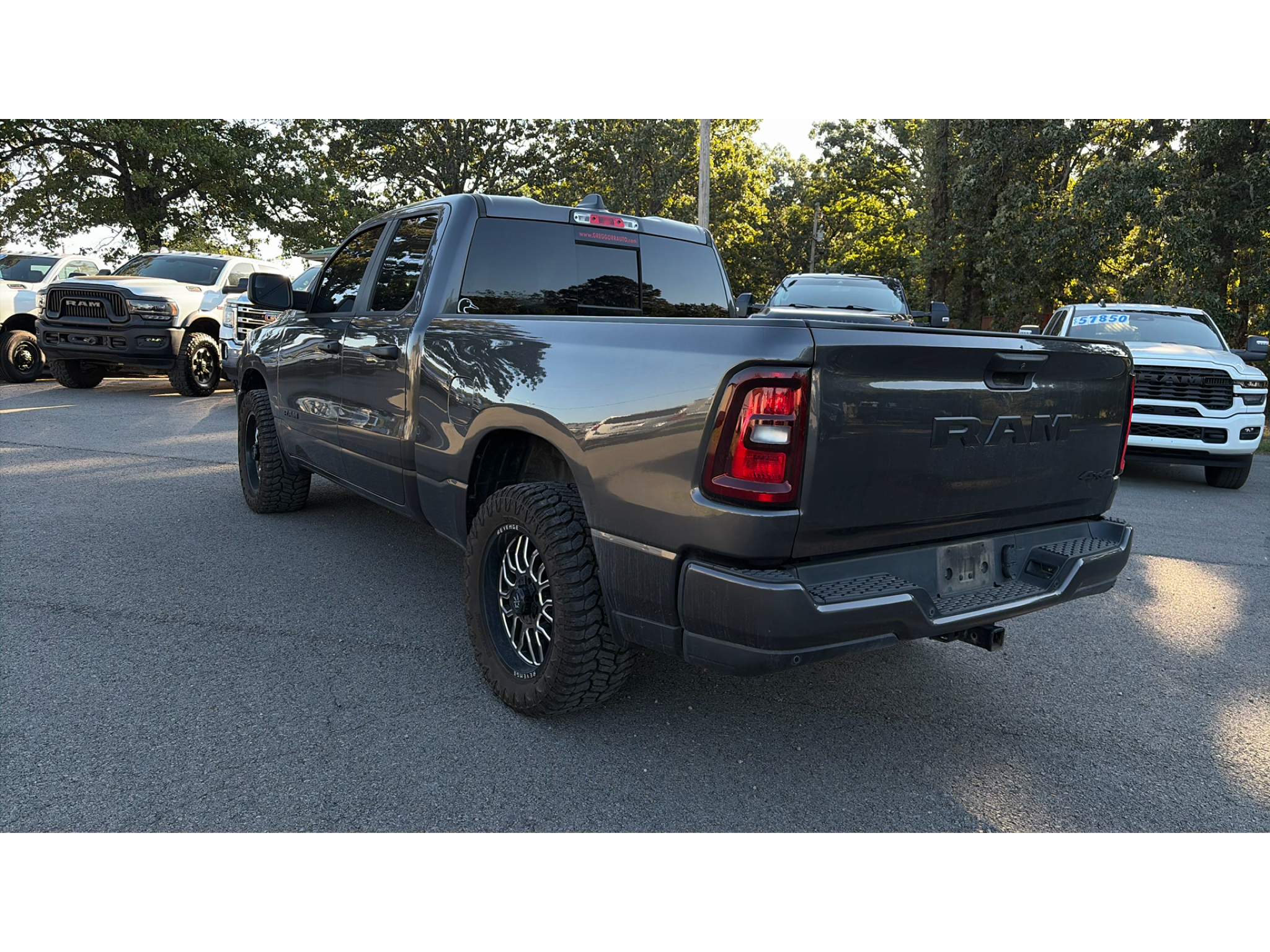 2025 Ram 1500 Tradesman photo 4