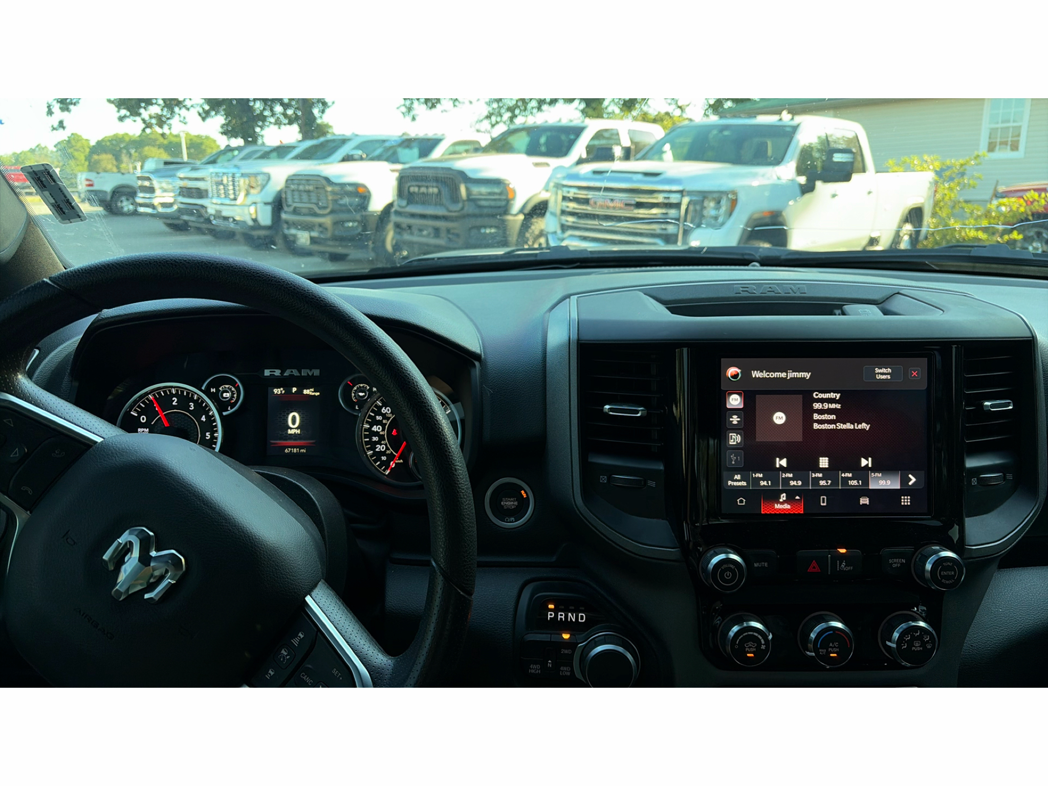 2025 Ram 1500 Tradesman photo 6