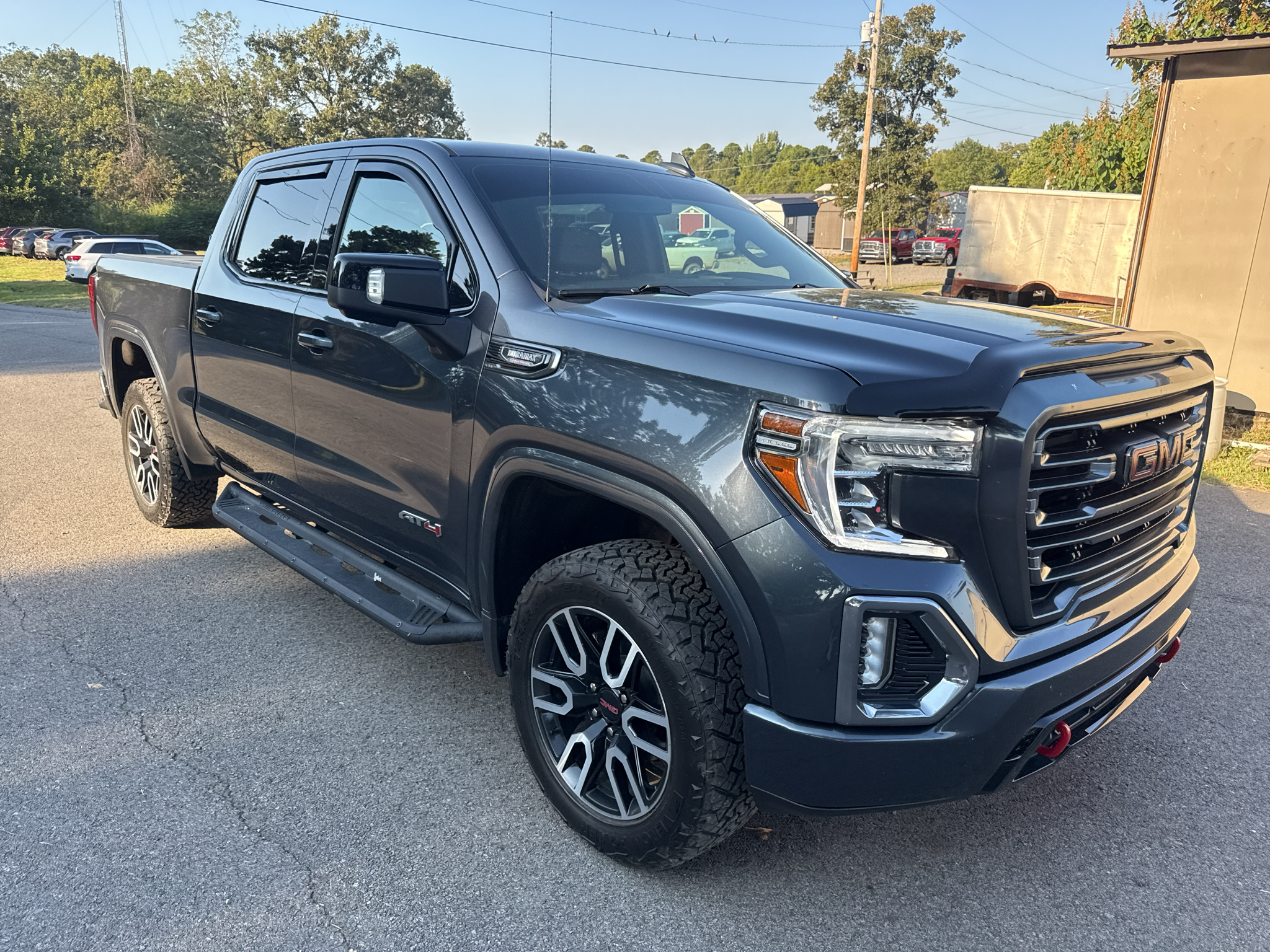 2021 GMC Sierra AT4 photo 2