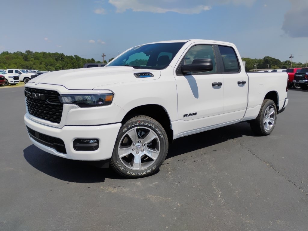 2026 Ram 1500 Express photo 1