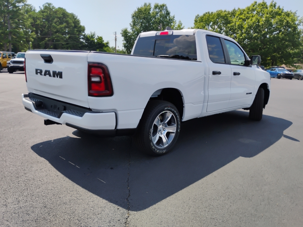 2026 Ram 1500 Express photo 5