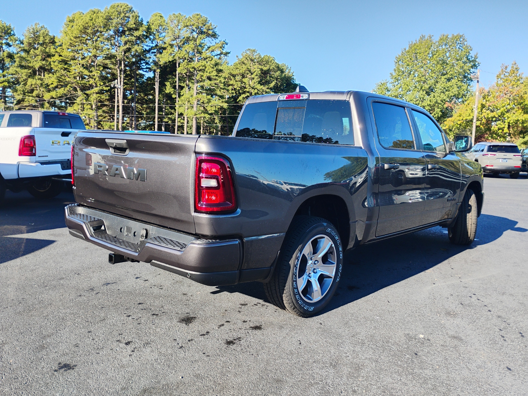 2026 Ram 1500 Express photo 5