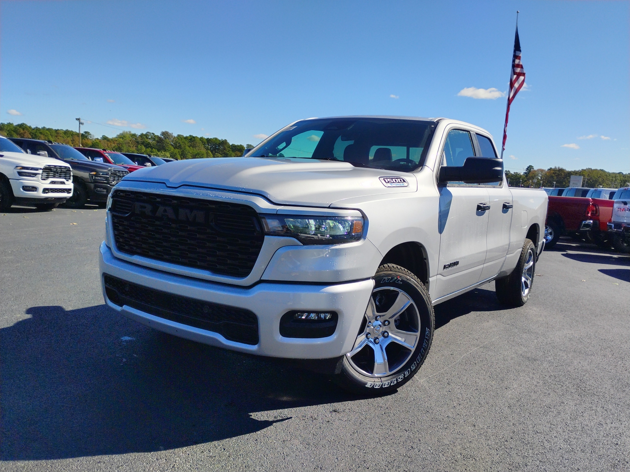 2026 Ram 1500 Express photo 1