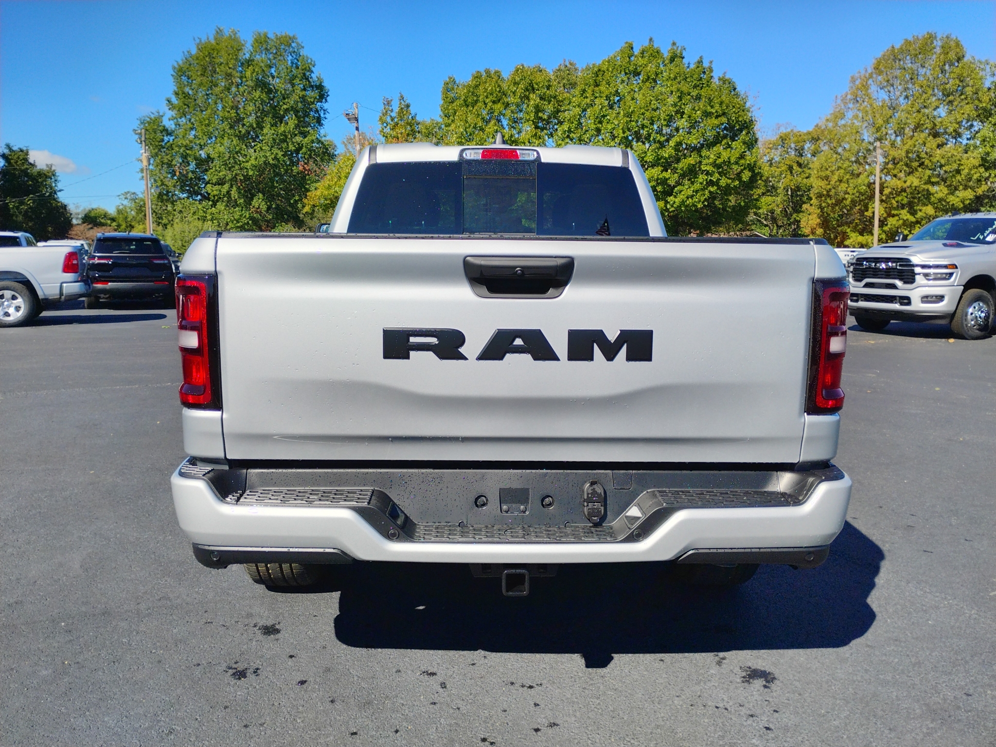2026 Ram 1500 Express photo 6