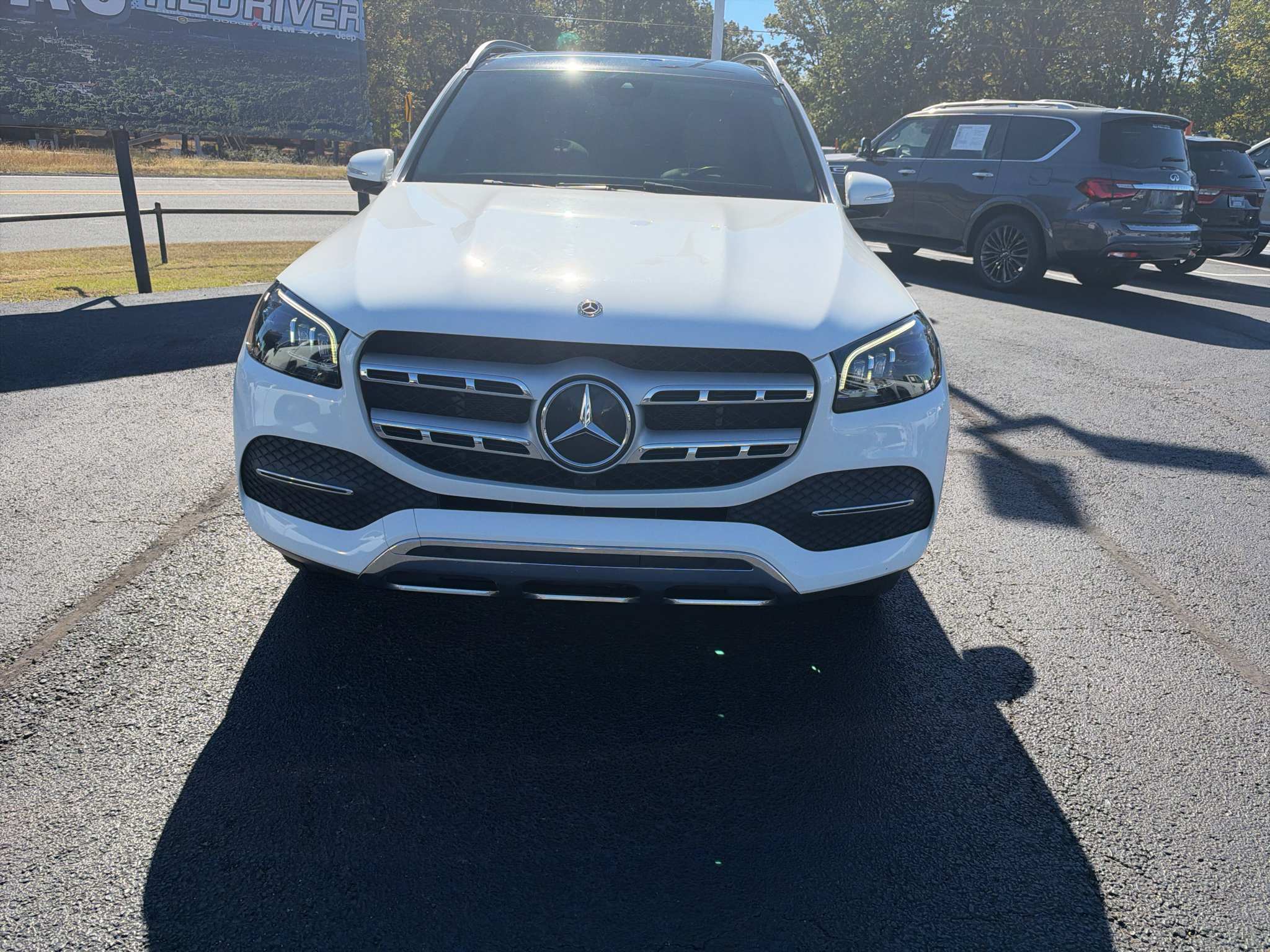 2021 Mercedes-Benz GLS 450 4MATIC photo 2