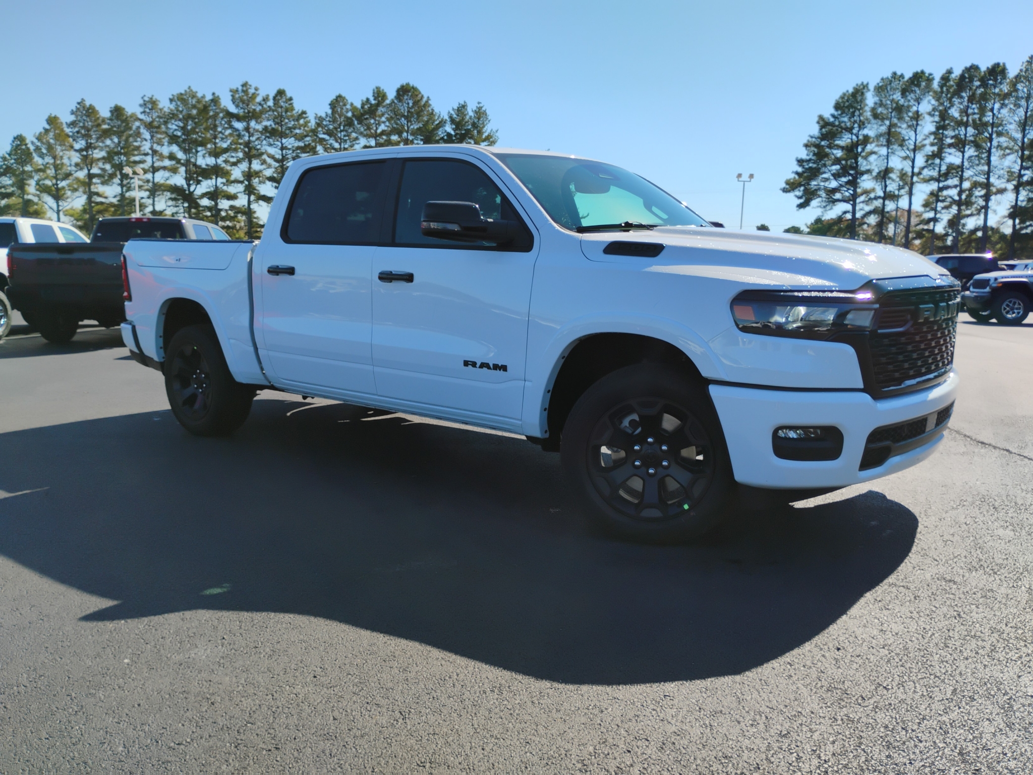 2027 Ram 1500 Big Horn photo 3