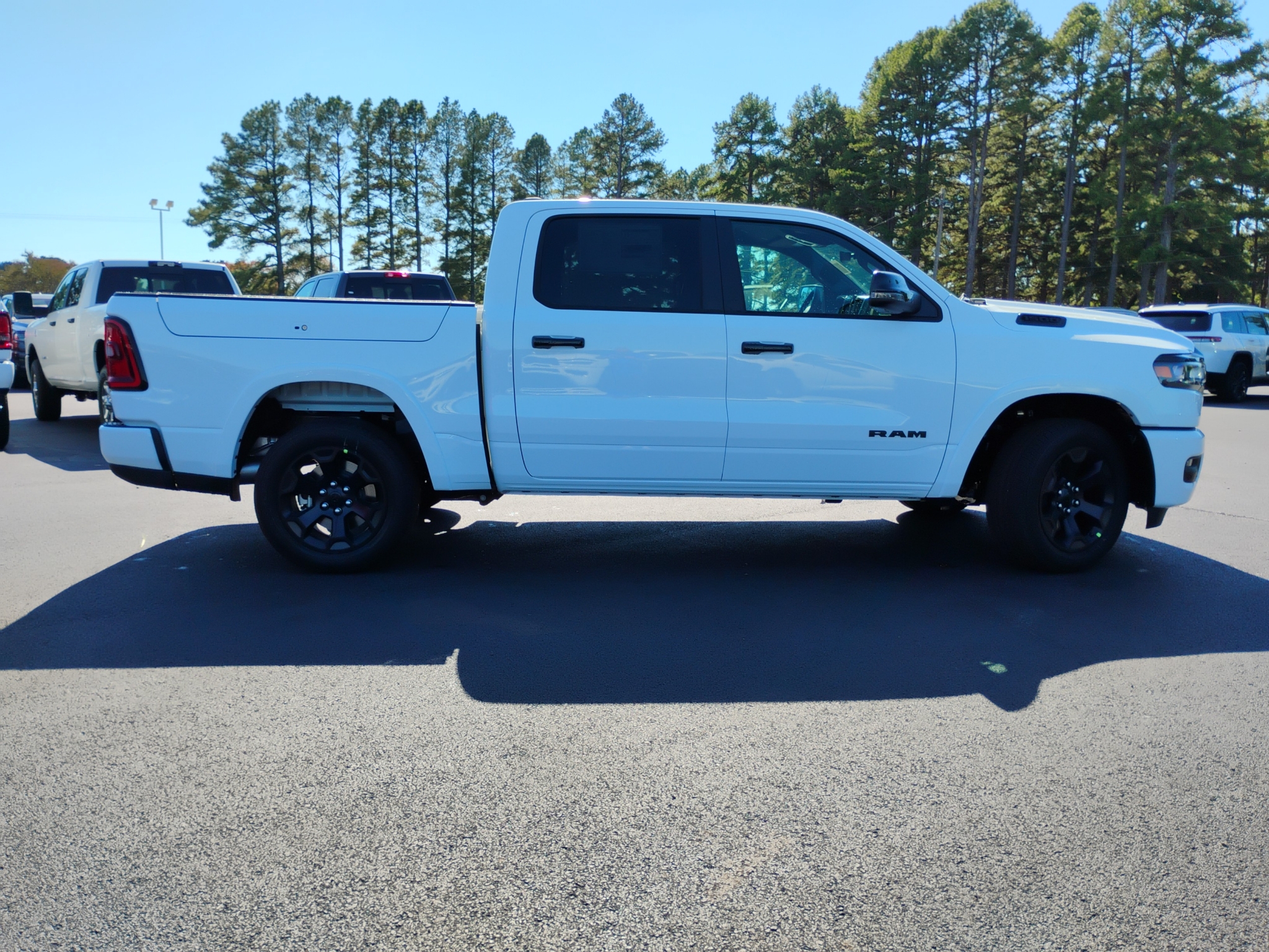 2027 Ram 1500 Big Horn photo 4