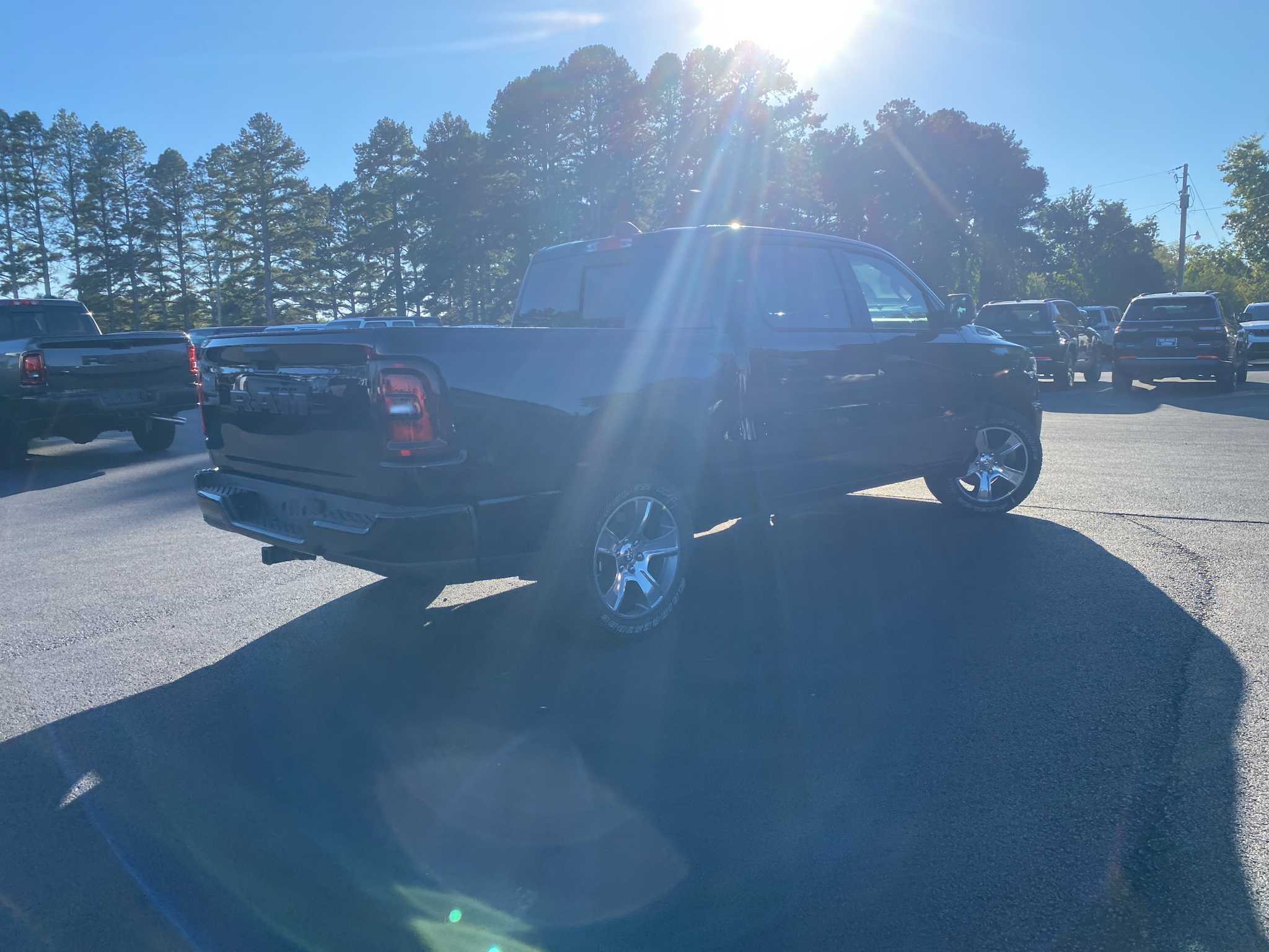 2027 Ram 1500 Express photo 5