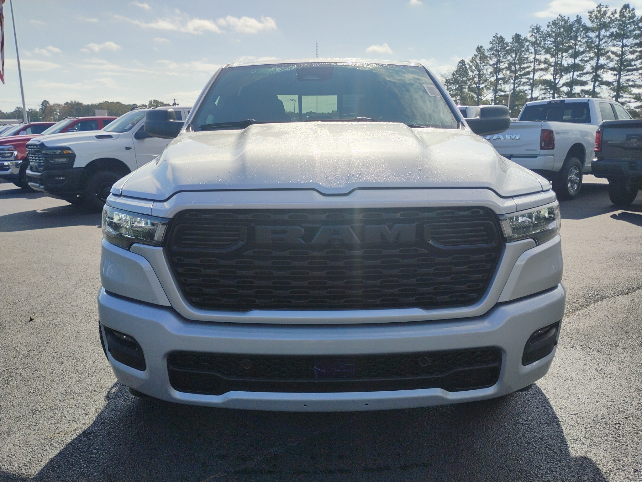 2027 Ram 1500 Express photo 2