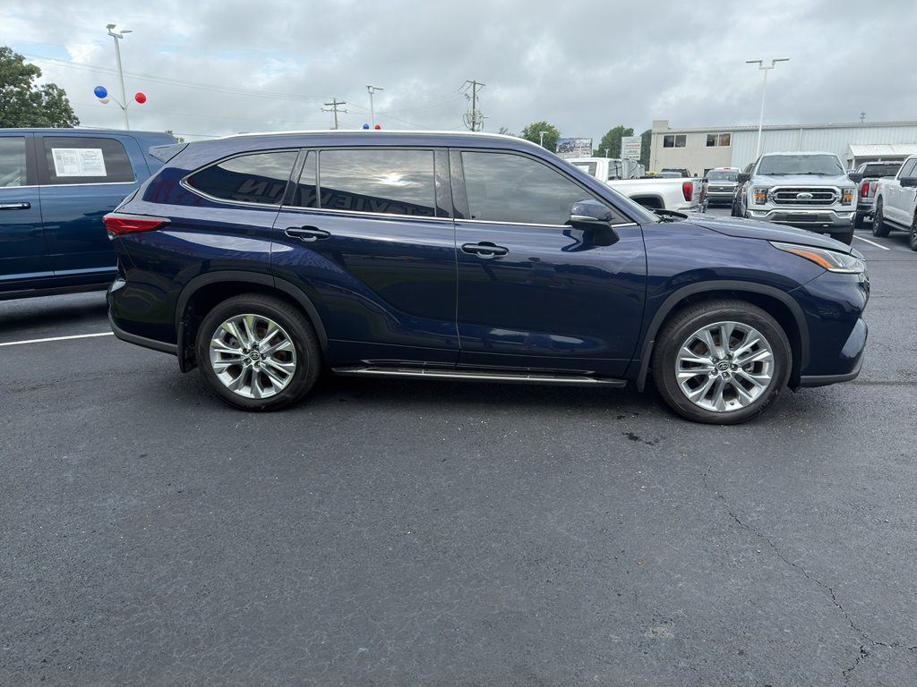 2021 Toyota Highlander Limited photo 4