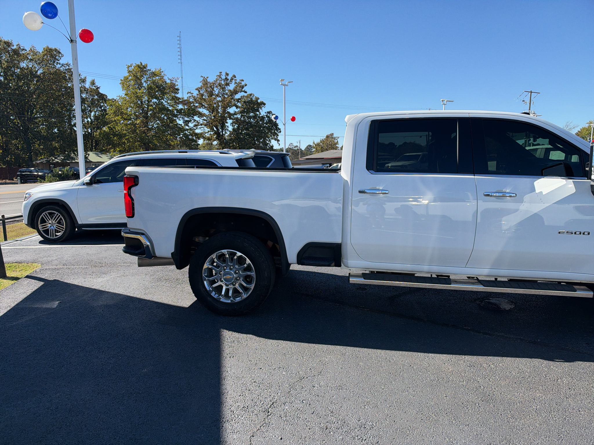 2025 Chevrolet Silverado LTZ photo 5