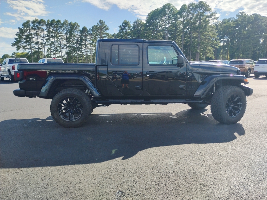 2025 Jeep Gladiator Sport S photo 4
