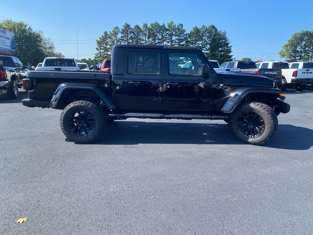 2025 Jeep Gladiator Sport S photo 4