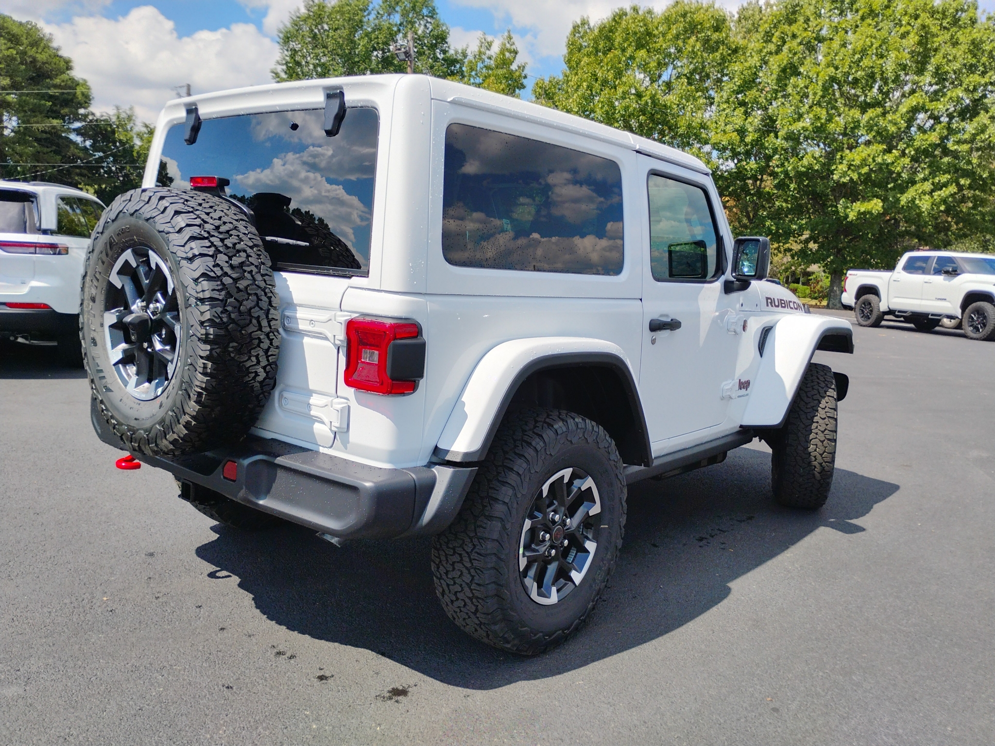 2027 Jeep Wrangler Rubicon photo 5