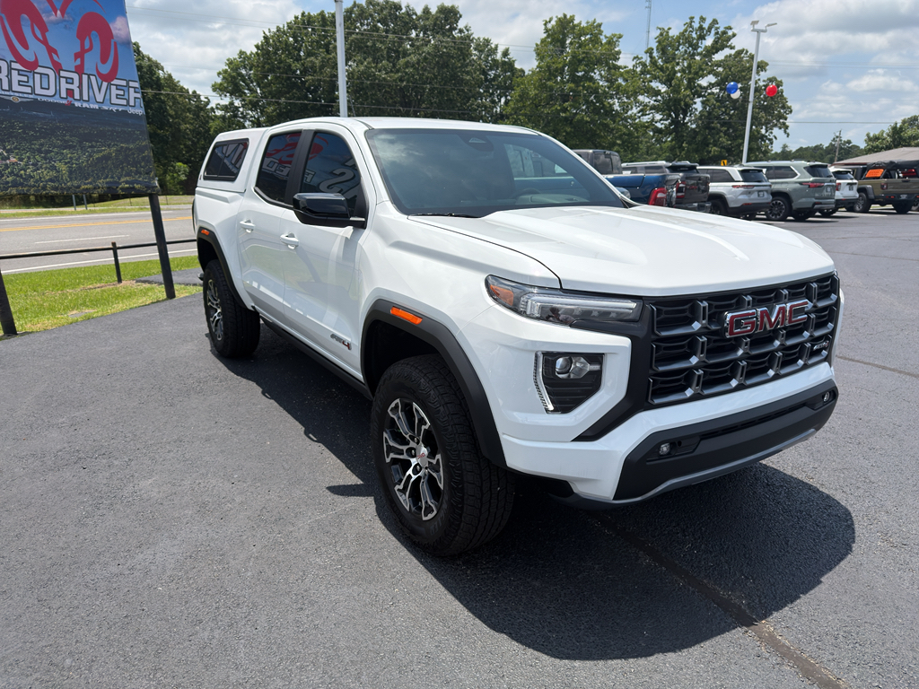 2025 GMC Canyon 4WD AT4 photo 3
