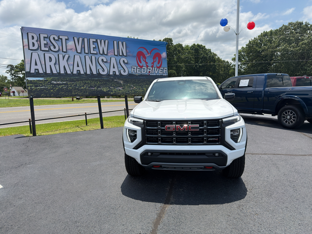 2025 GMC Canyon 4WD AT4 photo 2