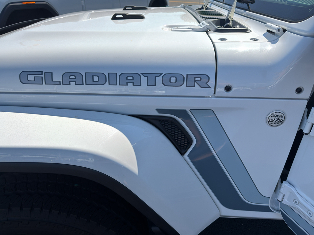 2021 Jeep Gladiator representative vehicle photo