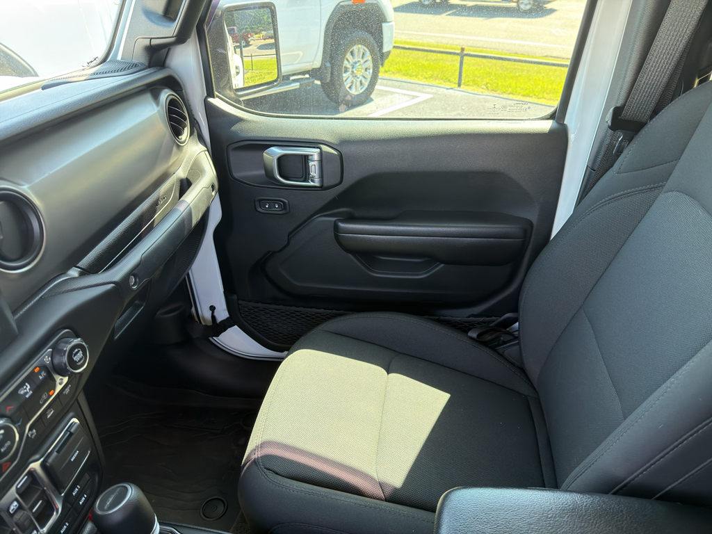 2021 Jeep Gladiator representative vehicle photo
