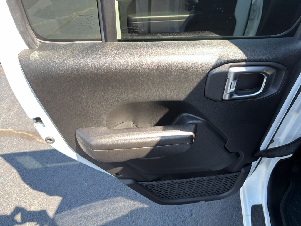 2021 Jeep Gladiator representative vehicle photo
