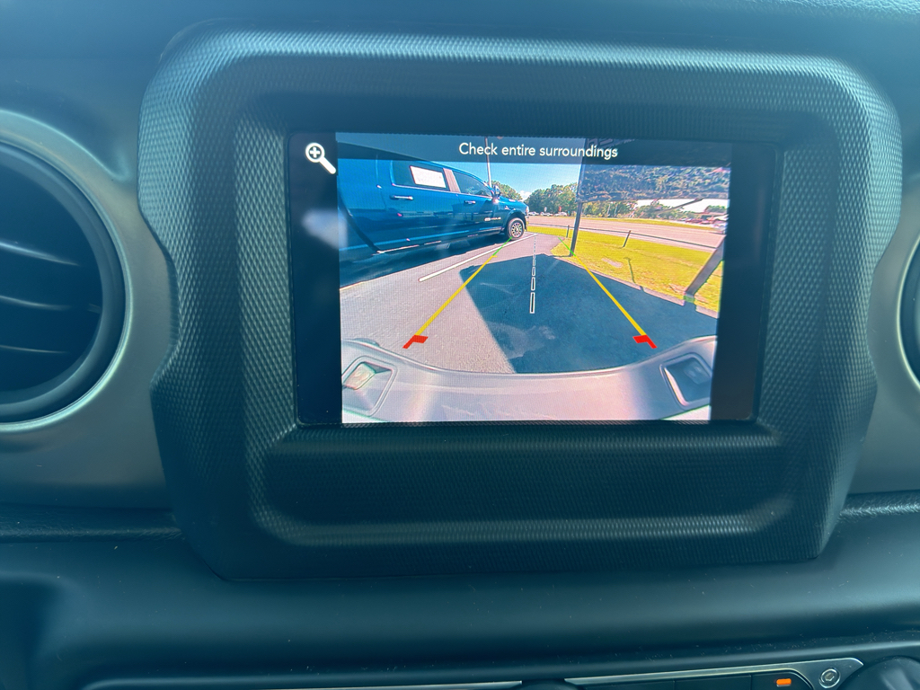 2021 Jeep Gladiator representative vehicle photo