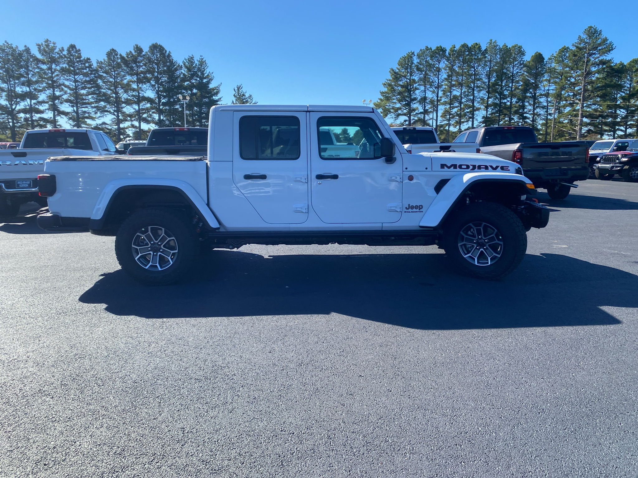 2027 Jeep Gladiator Mojave X photo 4